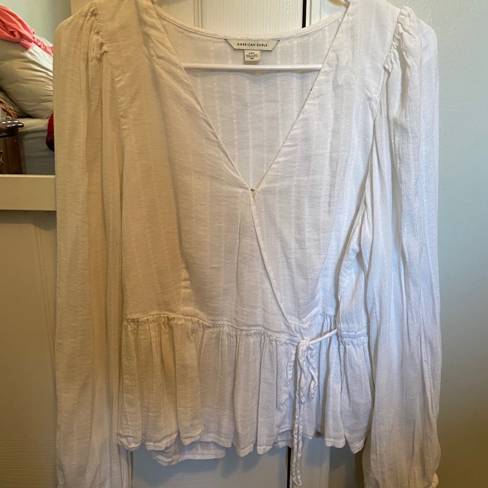 American Eagle top